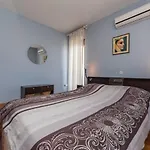 Babin شقة